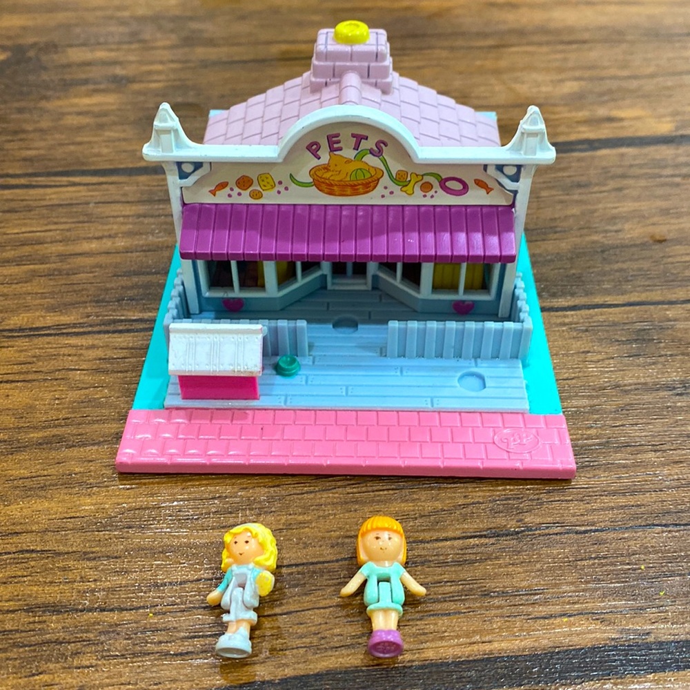 Vintage 1993 Polly Pocket Bluebird Pet Shop